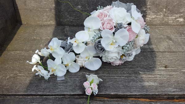 Zijden-orchidee-bruidsboeket