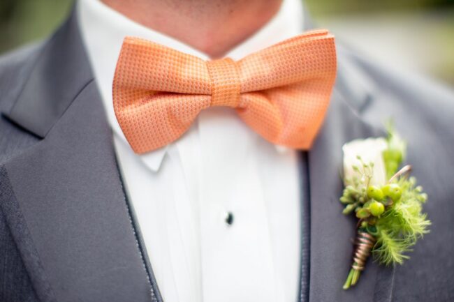 Lees meer over het artikel Oranje met grijs thema bruiloft