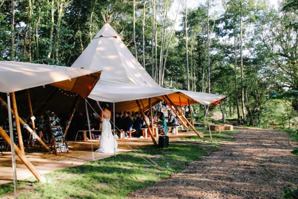 Tipi tent bruiloft