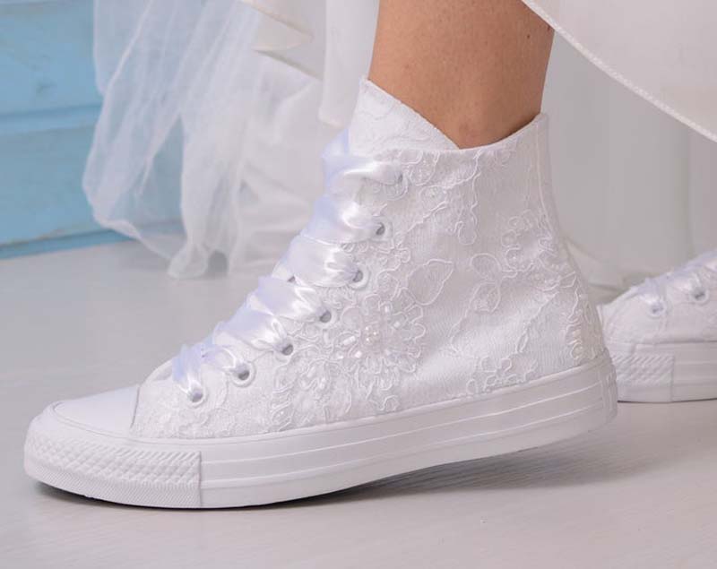 Witte bruidsschoenen