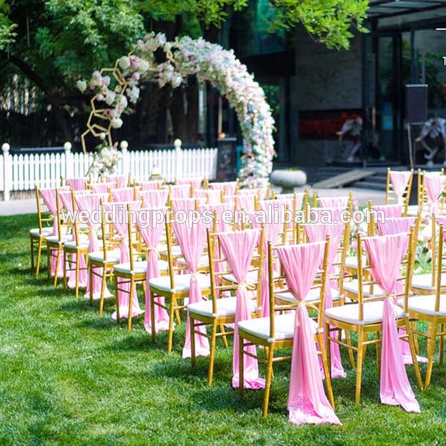 draperen stoelen ceremonie bruiloft