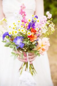 Bruidsboeket zelf maken-veldbloemen